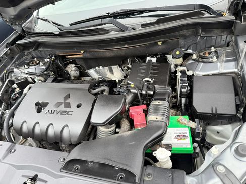 Used 2015 Mitsubishi Outlander ES FWD image 37