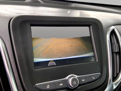Used 2019 Chevrolet Equinox LT FWD image 21