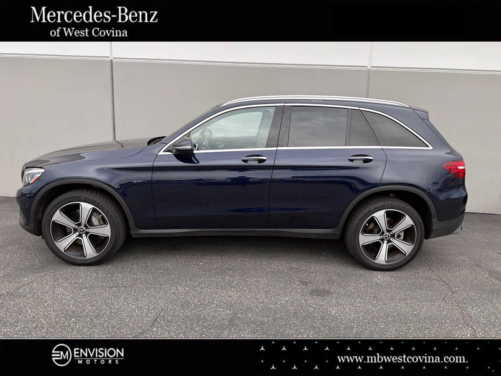 Used 2019 Mercedes-Benz GLC 350e 4MATIC image 2