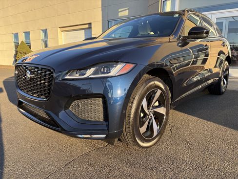 Used 2026 Jaguar F-PACE R-Dynamic S image 3