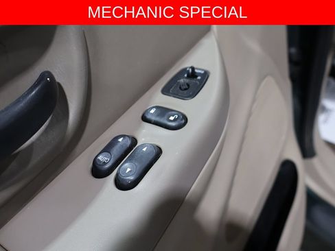 Used 2003 Ford F150 XLT AWD/4WD image 14
