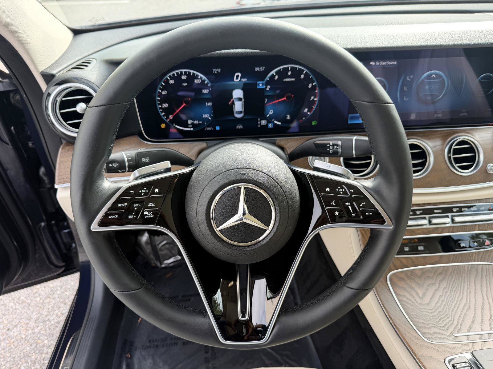 Used 2022 Mercedes-Benz E 350 4MATIC Sedan image 13
