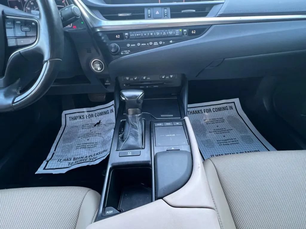 Used 2020 Lexus ES 350 w/ Premium Package FWD image 12