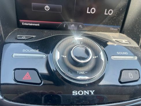 Used 2014 Ford Escape Titanium w/ Equipment Group 401A AWD/4WD image 21