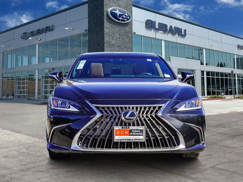 Used 2022 Lexus ES 350 image 2