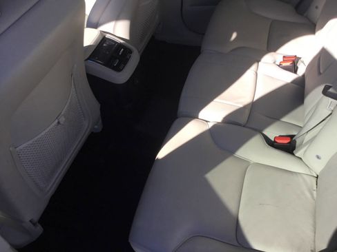 Used 2022 Volvo XC90 T8 Inscription Expression w/ Advanced Package image 4