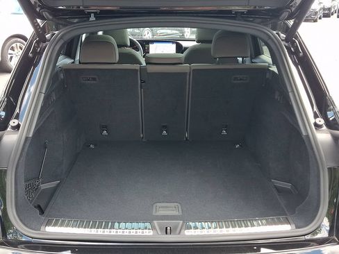 Used 2025 Audi Q5 Premium w/ Convenience Package AWD/4WD image 29