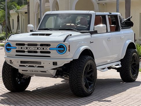Used 2025 Ford Bronco Outer Banks image 31