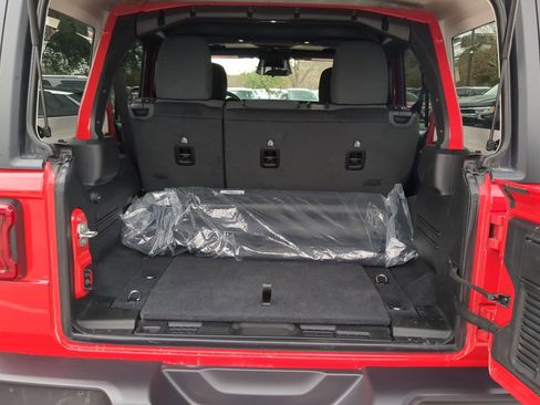 Used 2026 Jeep Wrangler Unlimited Rubicon image 21