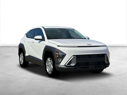 New 2026 Hyundai Kona SE FWD image 11