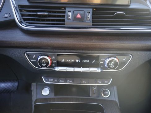 Used 2023 Audi Q5 2.0T Premium Plus w/ Premium Plus Package image 25