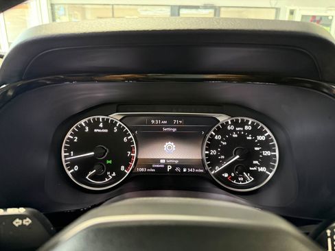 Used 2026 Nissan Pathfinder SV FWD image 17
