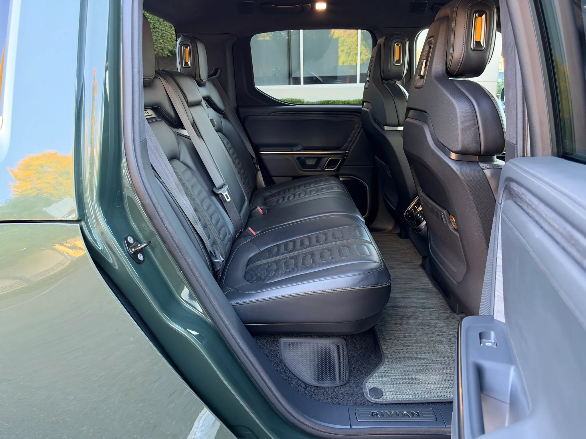Used 2022 Rivian R1T Adventure AWD/4WD image 51