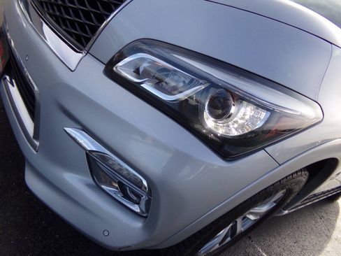 Used 2015 INFINITI QX80 4WD w/ Driver's Assistance Package image 31
