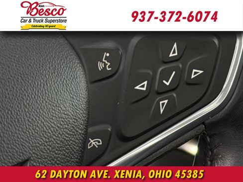 Used 2017 Chevrolet Malibu LT w/ Leather Package FWD image 11