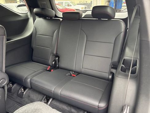 Used 2026 Chevrolet Traverse RS w/ LPO, Floor Liner Package AWD/4WD image 23