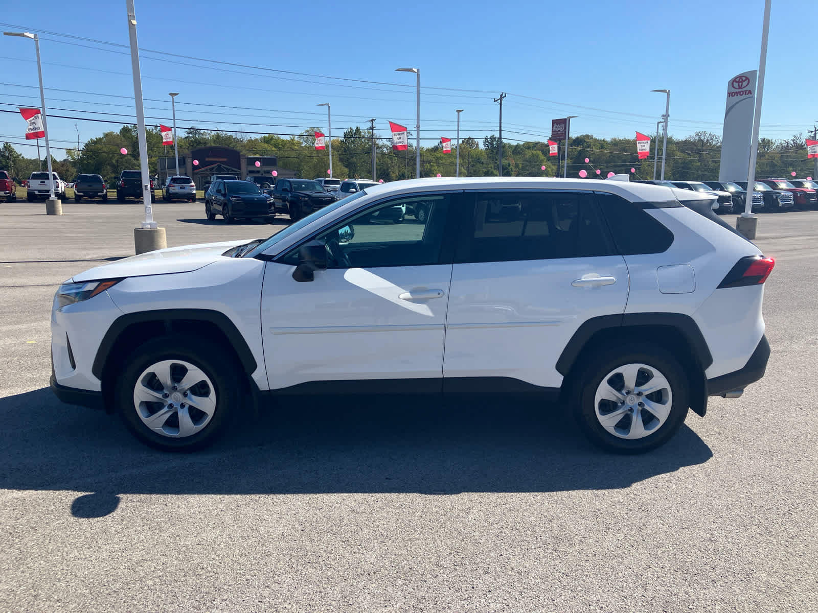 Certified 2025 Toyota RAV4 LE AWD/4WD image 6