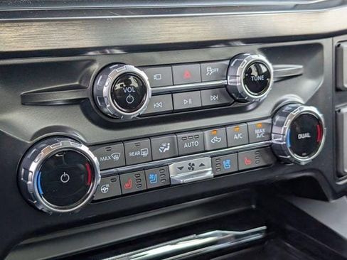 New 2026 Ford F250 Lariat w/ FX4 Off-Road Package AWD/4WD image 17