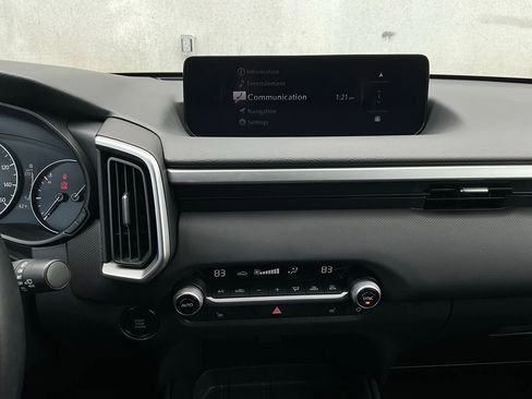 Used 2025 MAZDA CX-50 AWD 2.5 S w/ Premium Package image 28