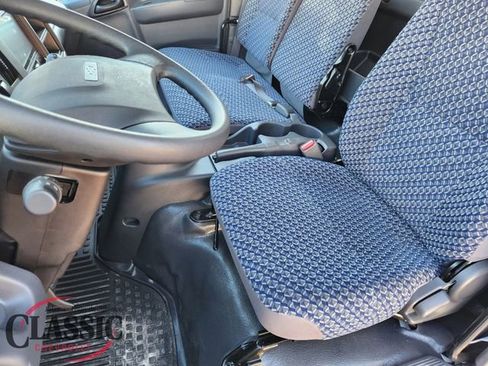 New 2024 Chevrolet Low Cab Forward RWD image 4
