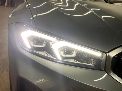 Used 2023 BMW 330e image 30