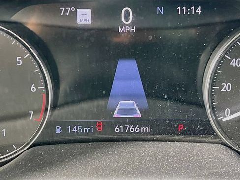 Used 2022 Buick Envision Essence w/ Technology Package I FWD image 9