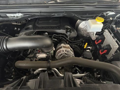 Used 2022 RAM 1500 Laramie w/ Sport Appearance Package AWD/4WD image 6