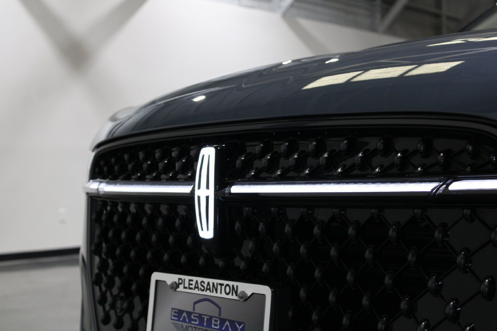 Used 2026 Lincoln Nautilus Reserve AWD/4WD image 18