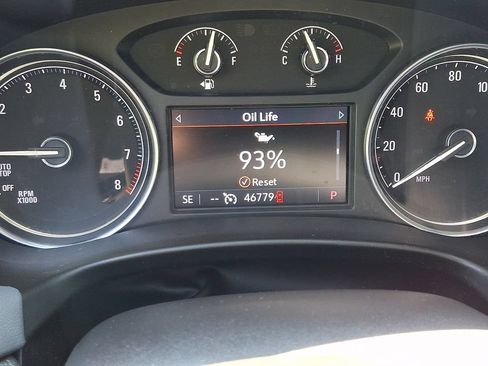 Certified 2024 Buick Enclave Essence w/ Experience Buick Package AWD/4WD image 21