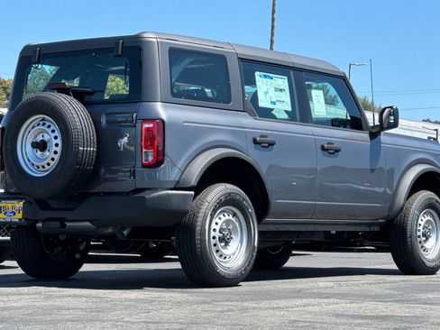 New 2025 Ford Bronco 4-Door AWD/4WD image 4
