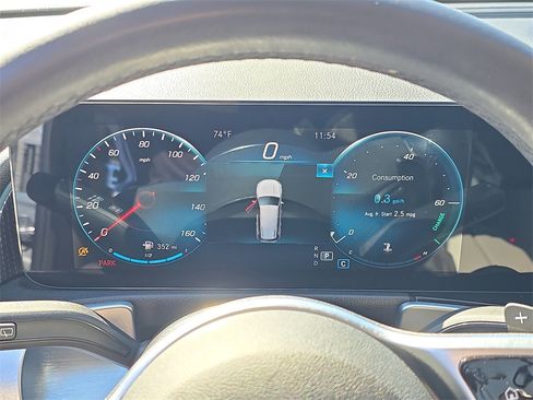 Used 2022 Mercedes-Benz GLB 250 image 25