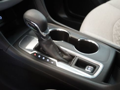 Used 2024 Chevrolet Equinox LS w/ LS Convenience Package FWD image 22