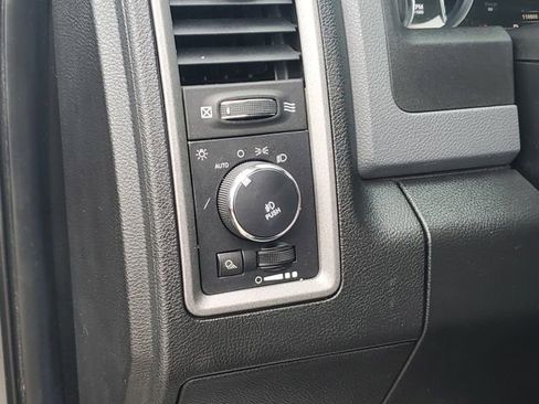 Used 2013 RAM 1500 Express AWD/4WD image 8