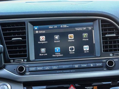 Used 2017 Hyundai Elantra Limited w/ Limited Ultimate Package 05 image 16