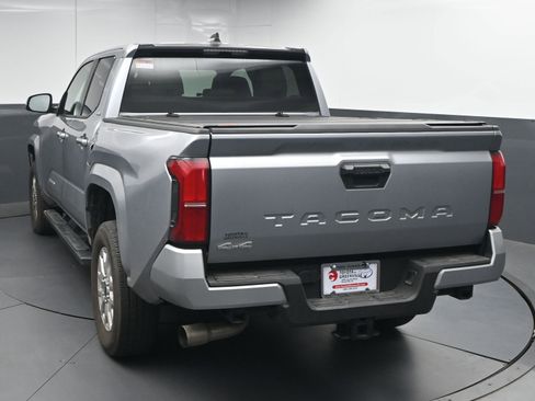 Certified 2025 Toyota Tacoma SR5 image 7