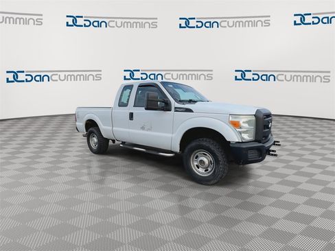 Used 2015 Ford F250 XL image 2