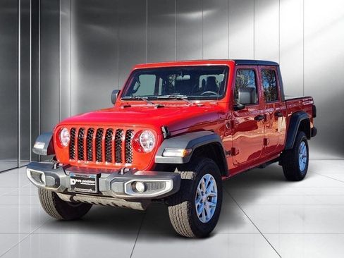 Used 2023 Jeep Gladiator Sport image 27