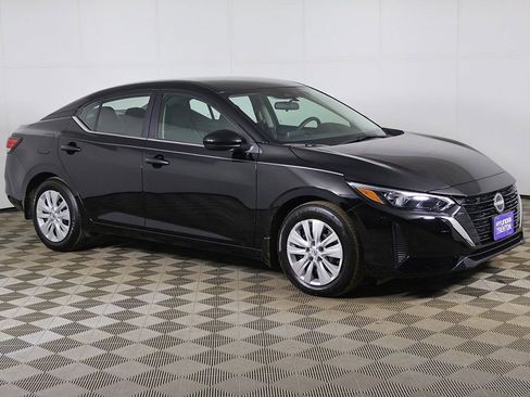 Used 2024 Nissan Sentra S image 2