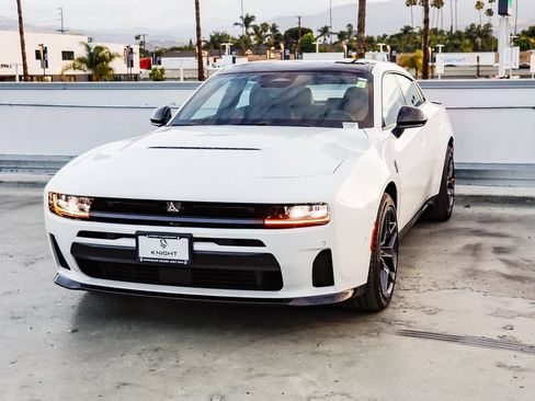New 2026 Dodge Charger Scat Pack w/ Blacktop Package AWD/4WD image 4