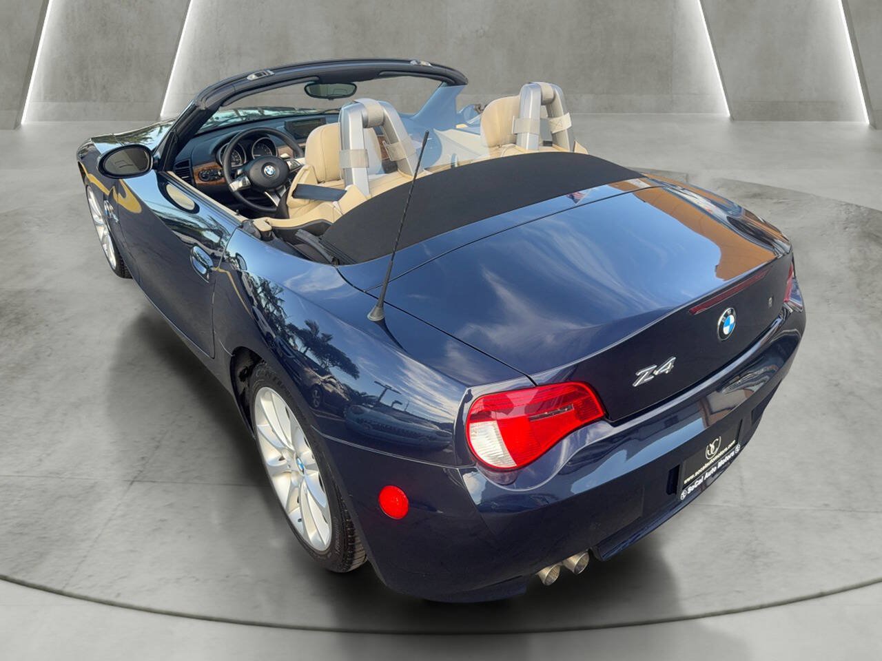 Used 2006 BMW Z4 3.0i RWD image 11