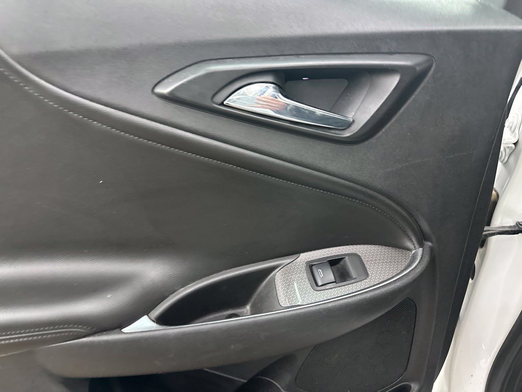 Used 2018 Chevrolet Malibu LT w/ Leather Package FWD image 31