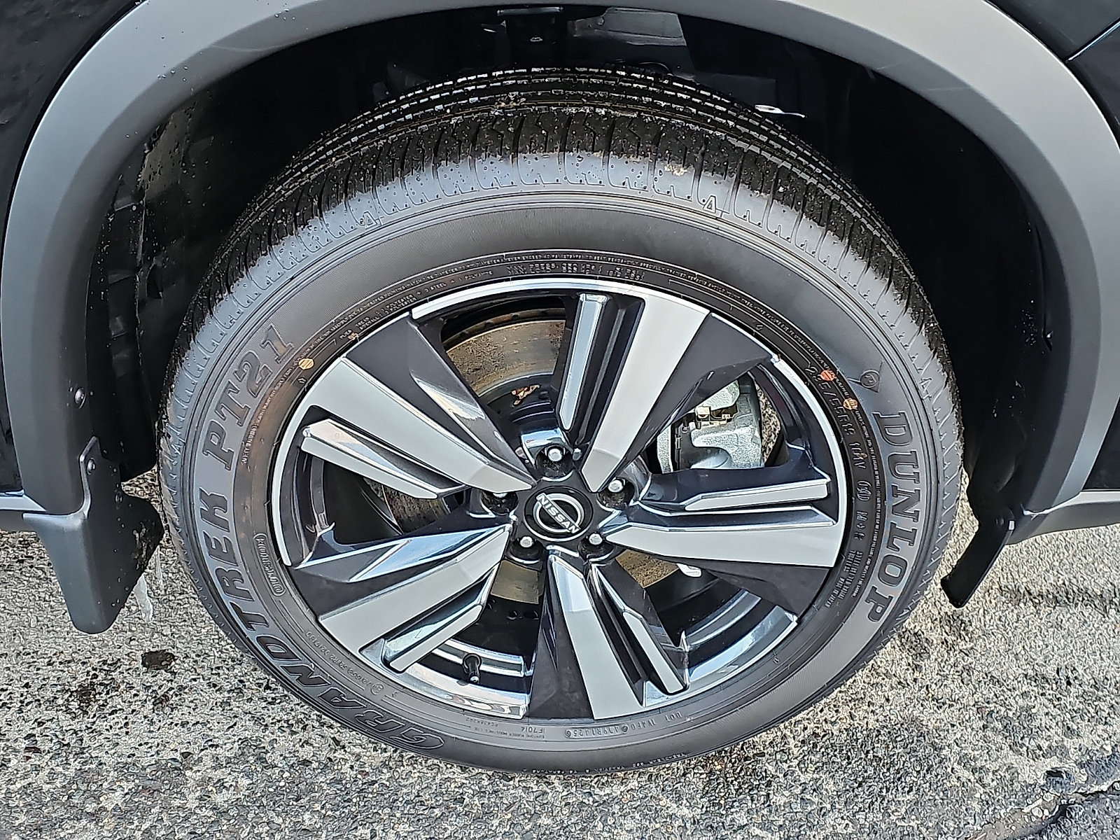 Certified 2025 Nissan Rogue SL w/ Tech Package AWD/4WD image 9