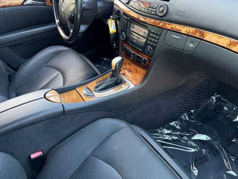 Used 2003 Mercedes-Benz E 500 Sedan image 30