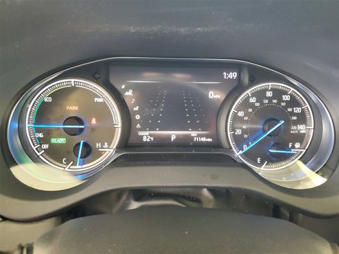 Used 2021 Toyota Venza XLE image 13