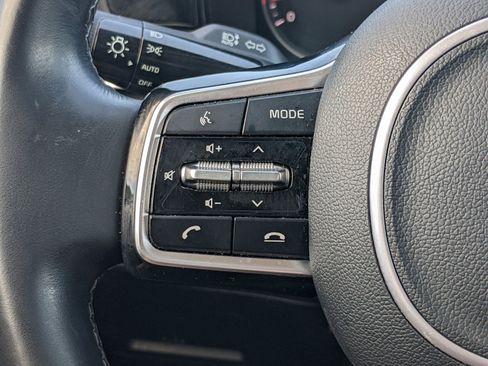 Certified 2023 Kia Sorento S image 19