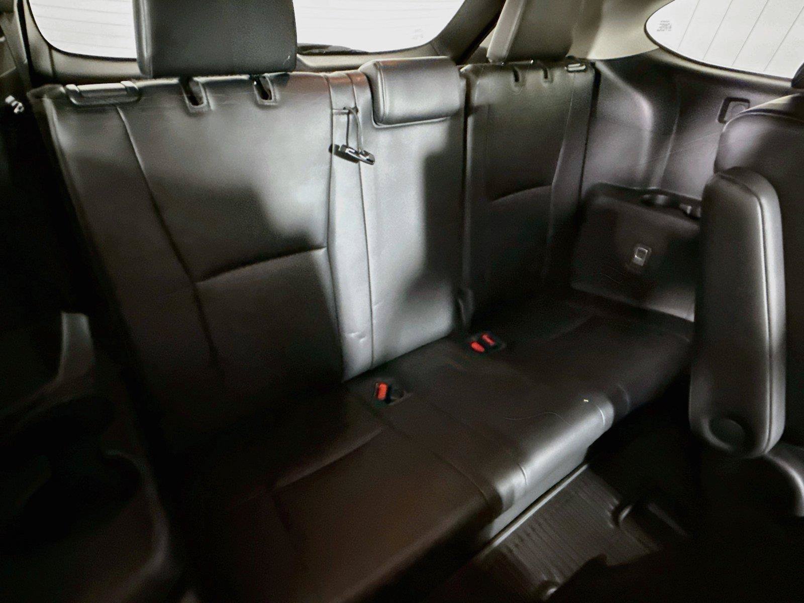 Certified 2023 Toyota Highlander XLE FWD image 43