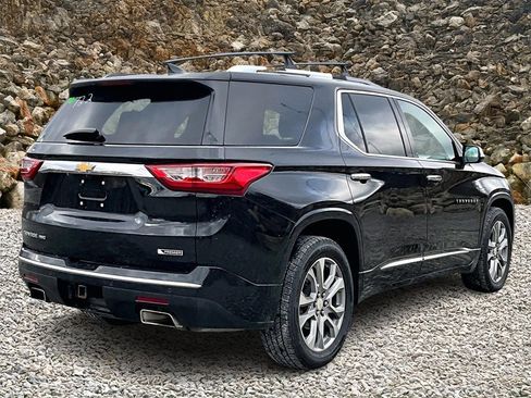 Used 2018 Chevrolet Traverse Premier image 2
