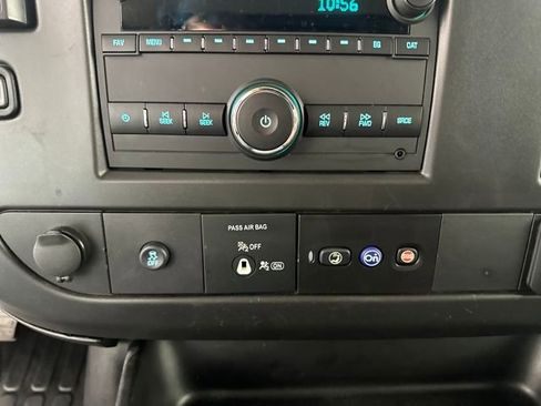 Used 2024 Chevrolet Express 2500 w/ Driver Convenience Package image 23