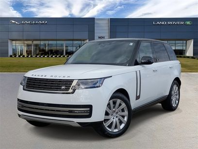 New 2025 Land Rover Range Rover SE