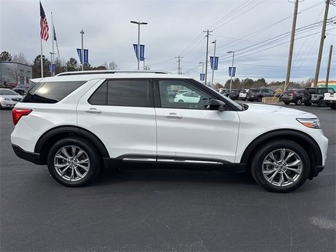 Used 2024 Ford Explorer Limited image 6